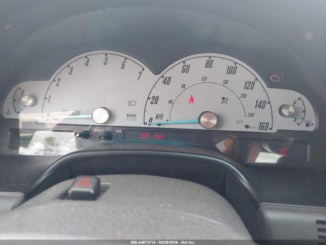 44973714 :رقم المزاد ، 1FAHP60A62Y108482 vin ، 2002 Ford Thunderbird مزاد بيع