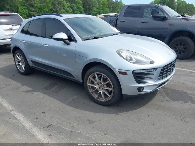 Porsche MACAN S 2016 WP1AB2A5XGLB51164 Image 17