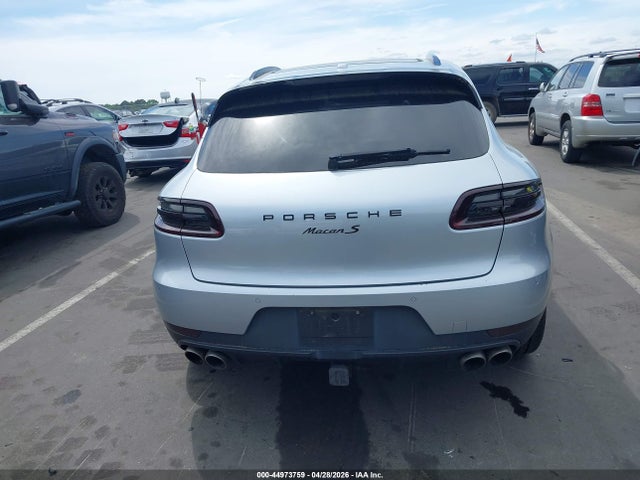 Porsche MACAN S 2016 WP1AB2A5XGLB51164 Image 32