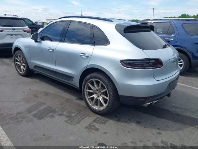 Porsche MACAN S 2016 WP1AB2A5XGLB51164 Image 19