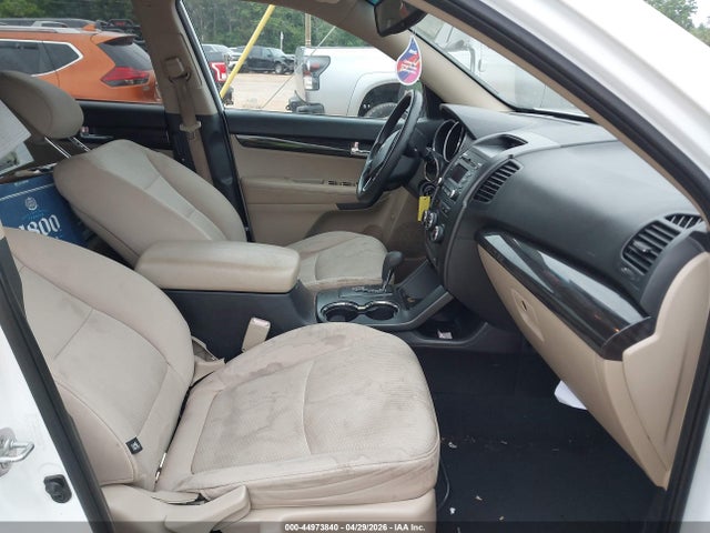 Продажа на аукционе авто 2012 Kia Sorento Lx, vin: 5XYKT3A60CG185380, номер лота: 44973840
