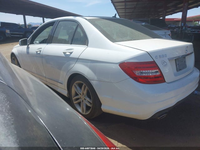 Auction sale of the 2013 Mercedes-benz C 300 Sport 4matic, vin: WDDGF8AB7DA796182, lot number: 44973846