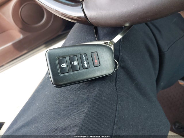 44973852 :رقم المزاد ، 58ABK1GGXHU073266 vin ، 2017 Lexus Es 350 مزاد بيع