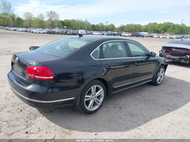 Aukcja sprzedaży 2015 Volkswagen Passat 1.8t Sel Premium, vin: 1VWCT7A34FC120958, numer aukcji: 44973858
