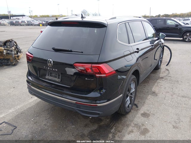 Продаж на аукціоні авто 2024 Volkswagen Tiguan 2.0t Se/2.0t Wolfsburg Edition, vin: 3VV2B7AX6RM007652, номер лоту: 44973863