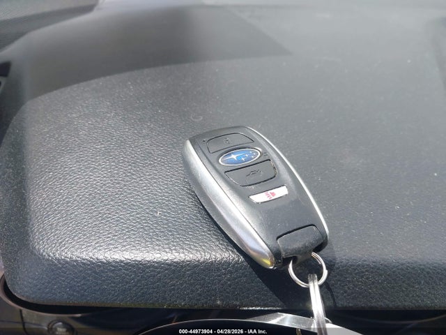2015 Subaru Outback 2.5i Limited მანქანა იყიდება აუქციონზე, vin: 4S4BSBNC6F3299644, აუქციონის ნომერი: 44973904