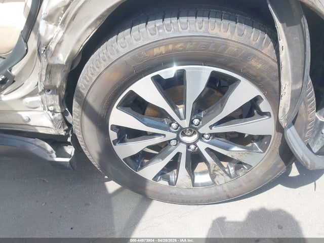 2015 Subaru Outback 2.5i Limited მანქანა იყიდება აუქციონზე, vin: 4S4BSBNC6F3299644, აუქციონის ნომერი: 44973904