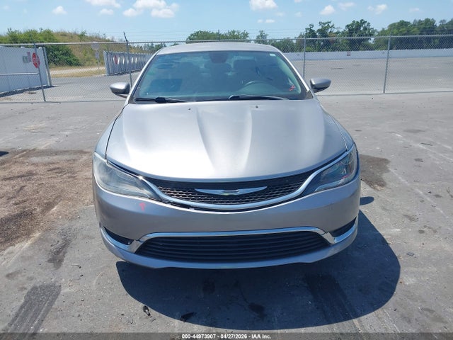 44973907 :رقم المزاد ، 1C3CCCFB0FN732336 vin ، 2015 Chrysler 200 Lx مزاد بيع