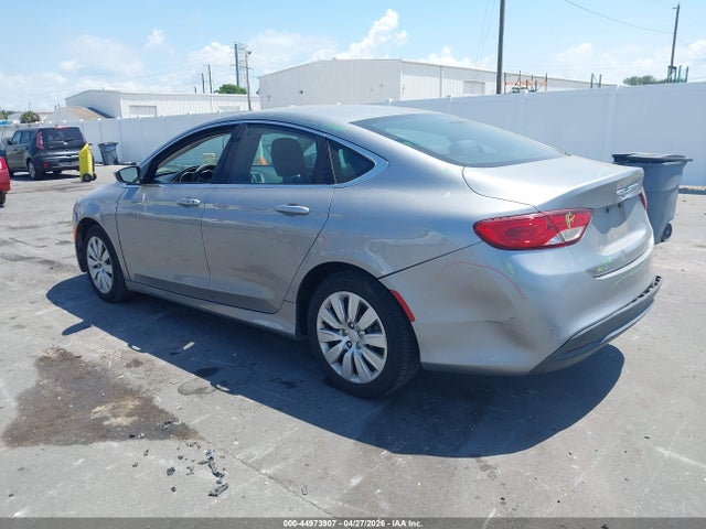 44973907 :رقم المزاد ، 1C3CCCFB0FN732336 vin ، 2015 Chrysler 200 Lx مزاد بيع
