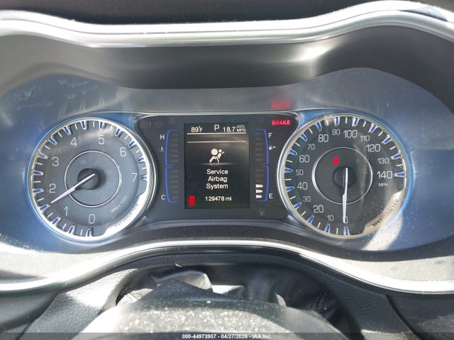 44973907 :رقم المزاد ، 1C3CCCFB0FN732336 vin ، 2015 Chrysler 200 Lx مزاد بيع