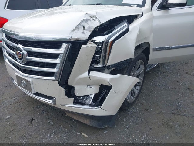 2015 Cadillac Escalade Luxury მანქანა იყიდება აუქციონზე, vin: 1GYS4BKJ9FR270258, აუქციონის ნომერი: 44973927