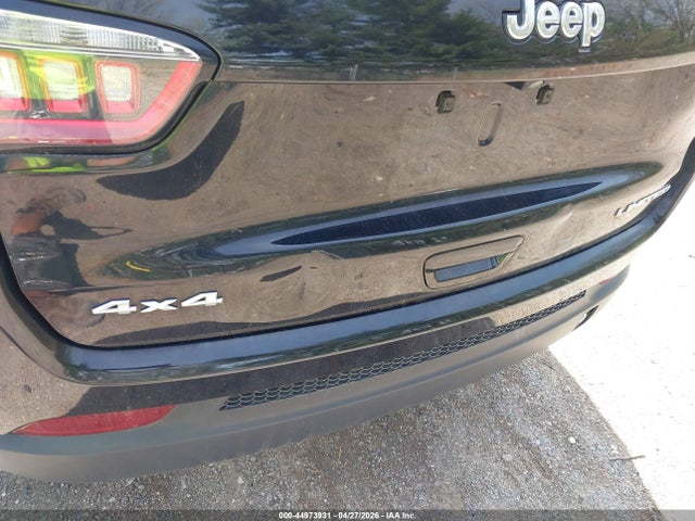 2020 Jeep Compass Limited 4x4 მანქანა იყიდება აუქციონზე, vin: 3C4NJDCB2LT132076, აუქციონის ნომერი: 44973931