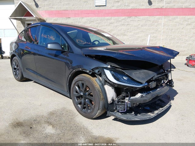 Продажа на аукционе авто 2023 Tesla Model X Dual Motor All-wheel Drive/standard Range, vin: 7SAXCBE58PF423364, номер лота: 44973960