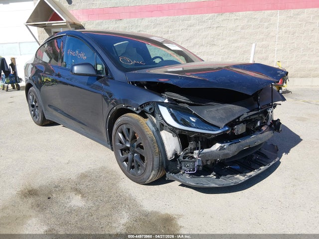 Продажа на аукционе авто 2023 Tesla Model X Dual Motor All-wheel Drive/standard Range, vin: 7SAXCBE58PF423364, номер лота: 44973960