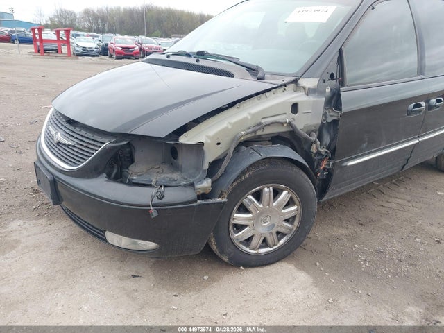 2004 Chrysler Town & Country Limited მანქანა იყიდება აუქციონზე, vin: 2C8GP64L74R576955, აუქციონის ნომერი: 44973974