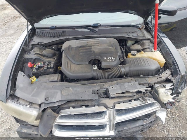 44974036 :رقم المزاد ، 2C3CDXBG4DH633532 vin ، 2013 Dodge Charger Se مزاد بيع