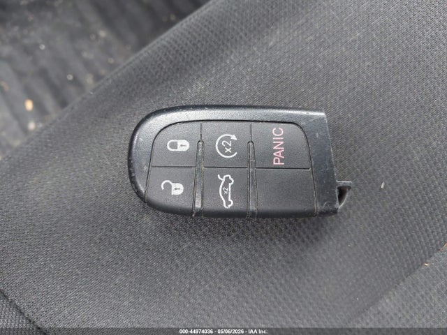 44974036 :رقم المزاد ، 2C3CDXBG4DH633532 vin ، 2013 Dodge Charger Se مزاد بيع