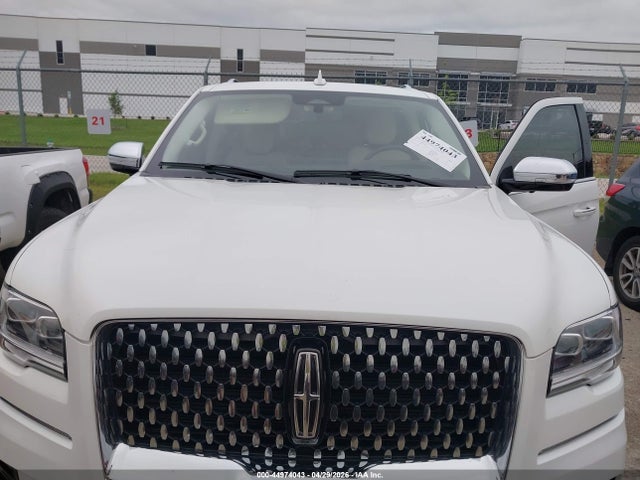 5LMJJ2TG6REL14413 Lincoln Navigator Black Label