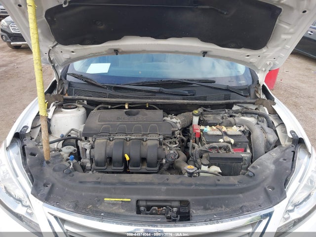 44974064 :رقم المزاد ، 3N1AB7AP5FY330270 vin ، 2015 Nissan Sentra S مزاد بيع