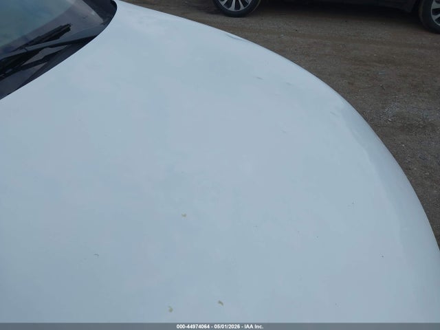 44974064 :رقم المزاد ، 3N1AB7AP5FY330270 vin ، 2015 Nissan Sentra S مزاد بيع