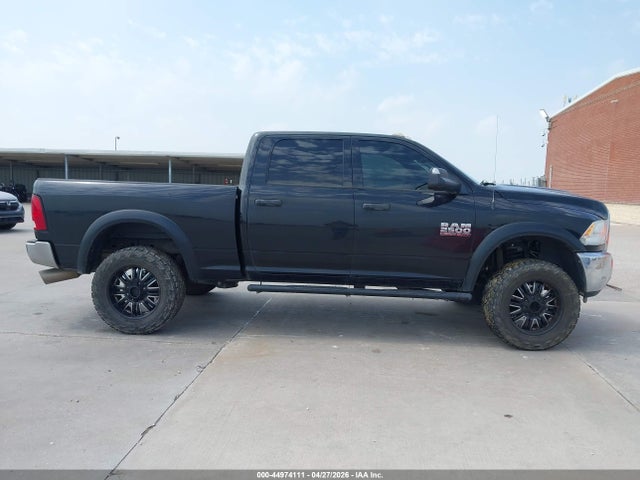 44974111 :رقم المزاد ، 3C6UR5CL2EG218073 vin ، 2014 Ram 2500 Tradesman مزاد بيع