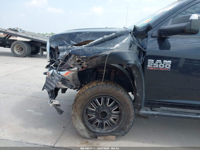 44974111 :رقم المزاد ، 3C6UR5CL2EG218073 vin ، 2014 Ram 2500 Tradesman مزاد بيع