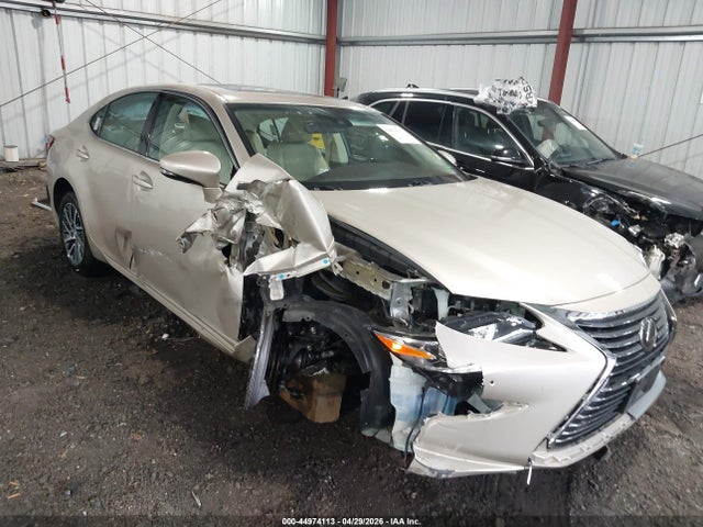 44974113 :رقم المزاد ، 58ABK1GG3HU079135 vin ، 2017 Lexus Es 350 مزاد بيع