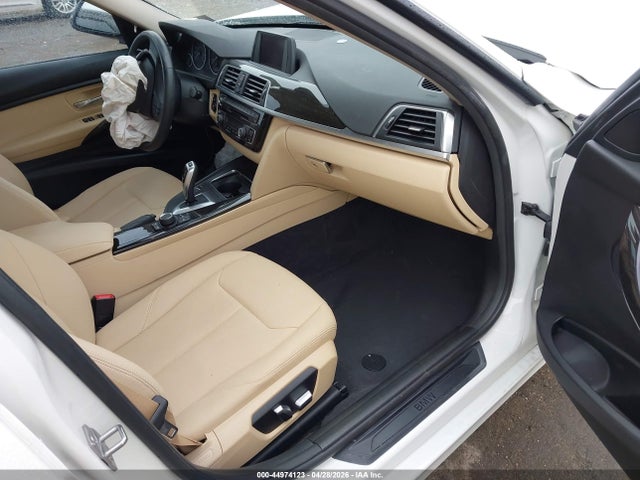 44974123 :رقم المزاد ، WBA8E1G59JNU91682 vin ، 2018 Bmw 320i مزاد بيع