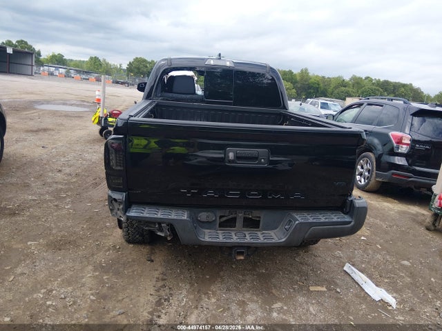 Продаж на аукціоні авто 2017 Toyota Tacoma Trd Off Road, vin: 3TMCZ5ANXHM114087, номер лоту: 44974157