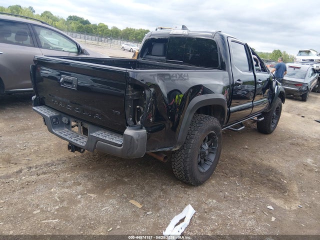 Продаж на аукціоні авто 2017 Toyota Tacoma Trd Off Road, vin: 3TMCZ5ANXHM114087, номер лоту: 44974157