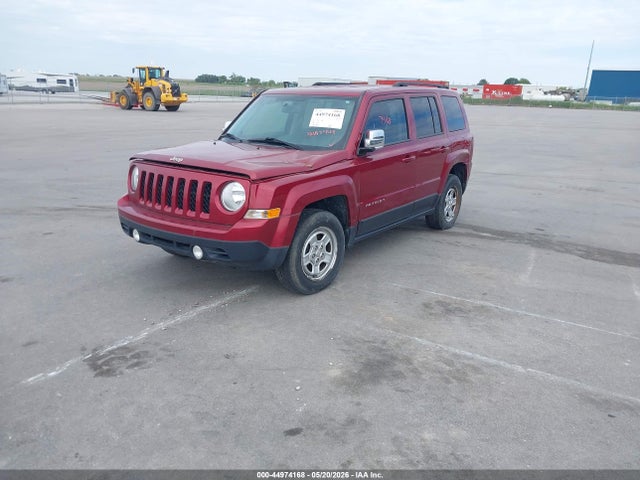 2016 Jeep Patriot Sport მანქანა იყიდება აუქციონზე, vin: 1C4NJPBB8GD677021, აუქციონის ნომერი: 44974168