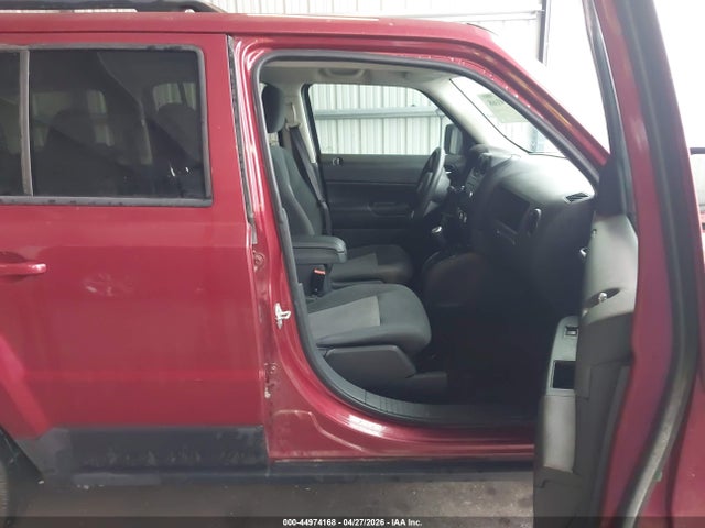 2016 Jeep Patriot Sport მანქანა იყიდება აუქციონზე, vin: 1C4NJPBB8GD677021, აუქციონის ნომერი: 44974168