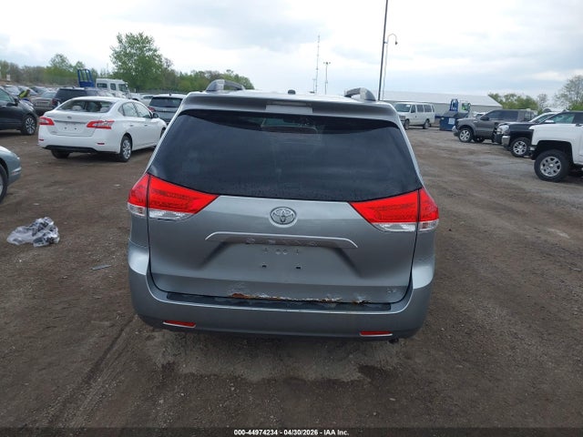 Aukcja sprzedaży 2011 Toyota Sienna Le, vin: 5TDKK3DC0BS035453, numer aukcji: 44974234