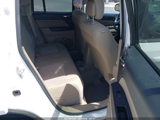 44974238 :رقم المزاد ، 1C4NJCBA7ED630897 vin ، 2014 Jeep Compass Sport مزاد بيع