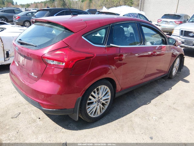 Ford Focus Titanium 2015 1FADP3N25FL288183 Image 4