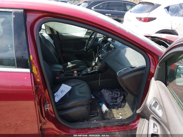 Ford Focus Titanium 2015 1FADP3N25FL288183 Image 5