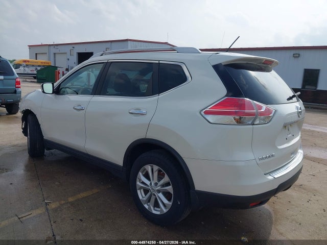 2015 Nissan Rogue Sv მანქანა იყიდება აუქციონზე, vin: KNMAT2MT5FP570412, აუქციონის ნომერი: 44974250