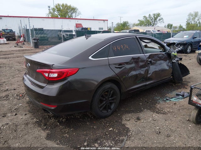 Aukcja sprzedaży 2015 Hyundai Sonata Se, vin: 5NPE24AF1FH195984, numer aukcji: 44974255