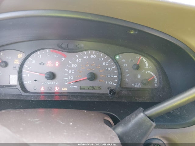 Aukcja sprzedaży 2002 Toyota Sequoia Sr5 V8, vin: 5TDBT44AX2S061902, numer aukcji: 44974258