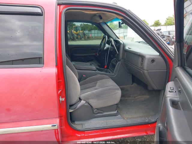 44974268 :رقم المزاد ، 2GTEC13T151191545 vin ، 2005 Gmc Sierra 1500 Sle مزاد بيع