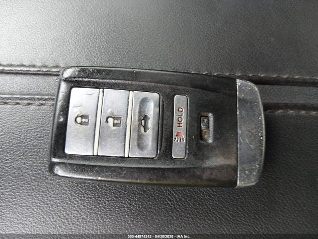 44974343 :رقم المزاد ، 19UUB3F75HA001833 vin ، 2017 Acura Tlx Advance Package مزاد بيع