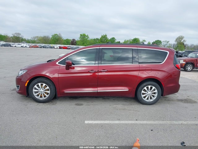 Aukcja sprzedaży 2017 Chrysler Pacifica Touring-l, vin: 2C4RC1BG5HR542405, numer aukcji: 44974348