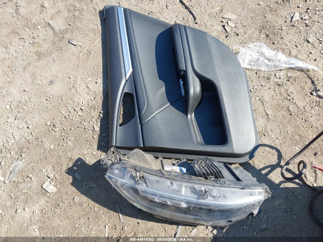 2016 Honda Civic Touring მანქანა იყიდება აუქციონზე, vin: 19XFC1F93GE205391, აუქციონის ნომერი: 44974352