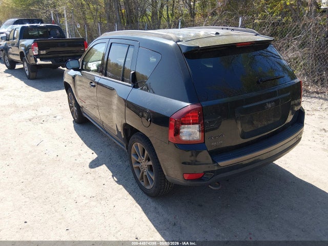 44974398 :رقم المزاد ، 1C4NJDBB2GD673240 vin ، 2016 Jeep Compass 75th Anniversary مزاد بيع