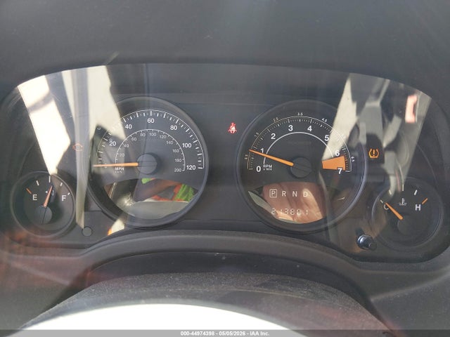 44974398 :رقم المزاد ، 1C4NJDBB2GD673240 vin ، 2016 Jeep Compass 75th Anniversary مزاد بيع