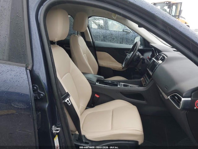 Jaguar F-pace 25t Premium 2018 SADCJ2FX6JA276001 Image 18