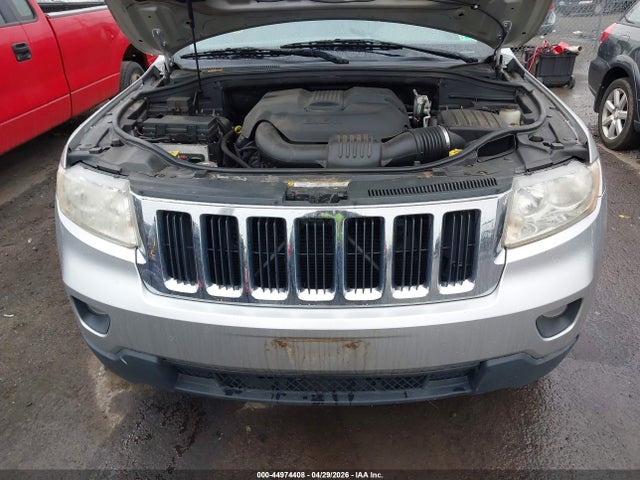 2011 Jeep Grand Cherokee Laredo მანქანა იყიდება აუქციონზე, vin: 1J4RS4GG2BC505674, აუქციონის ნომერი: 44974408