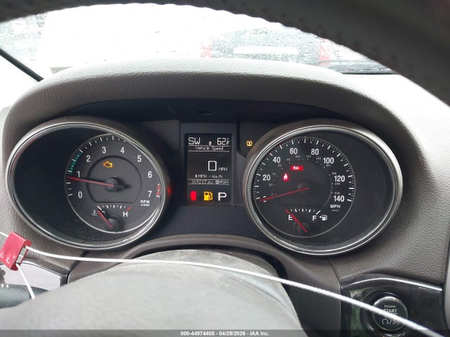 2011 Jeep Grand Cherokee Laredo მანქანა იყიდება აუქციონზე, vin: 1J4RS4GG2BC505674, აუქციონის ნომერი: 44974408