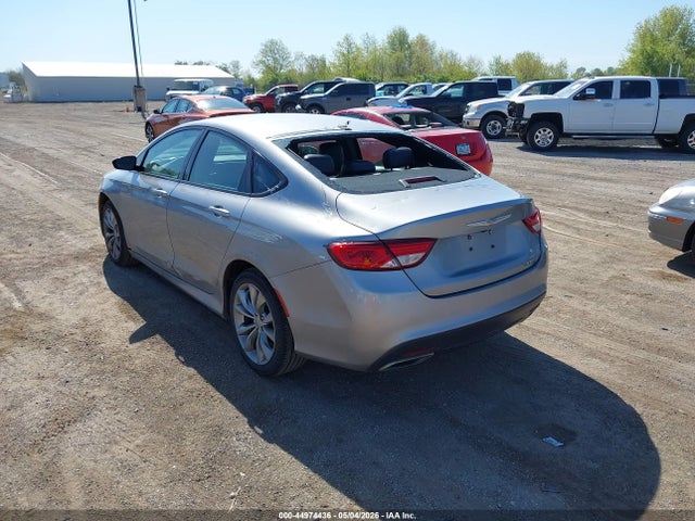 1C3CCCBB8GN139279 Chrysler 200 S