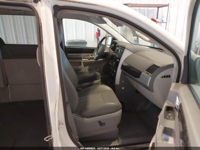 Продажа на аукционе авто 2010 Dodge Grand Caravan Sxt, vin: 2D4RN5DX3AR497570, номер лота: 44974511